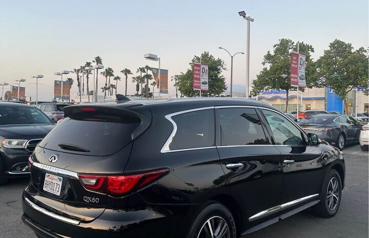 
								2019 Infiniti QX60 *AMAZING CONDITION* full									