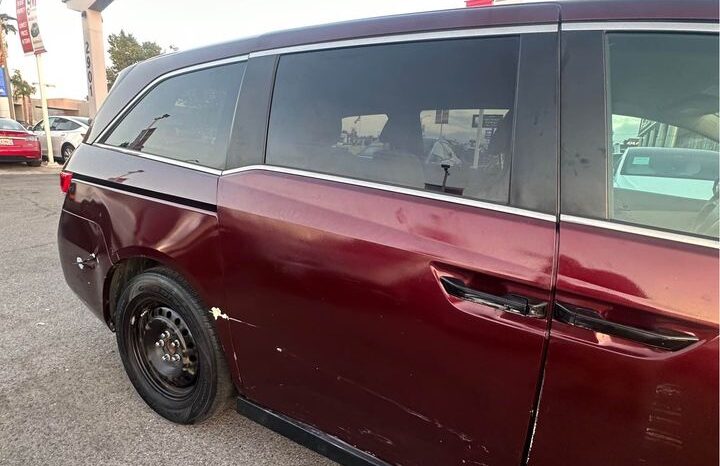 
								2016 Honda odyssey EX Minivan 4D full									