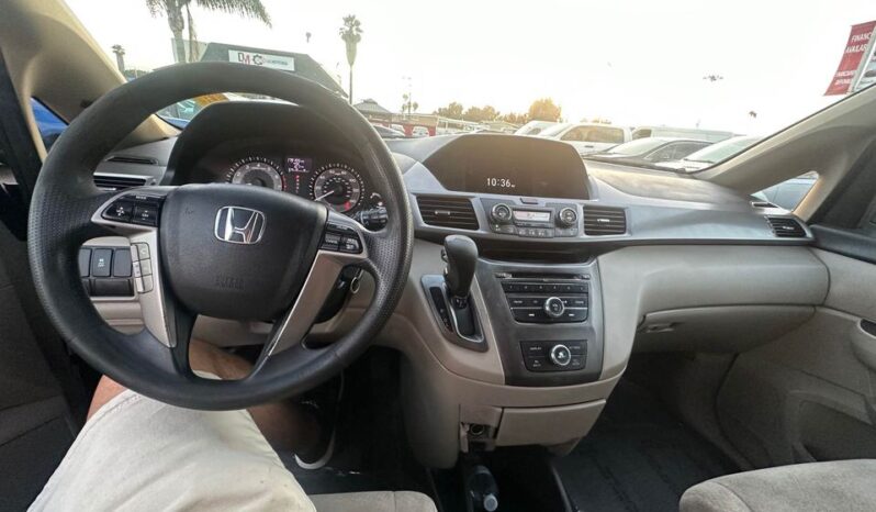 
								2016 Honda odyssey EX Minivan 4D full									