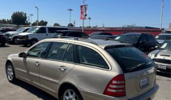 
									2004 Mercedes-Benz c-class C 240 4MATIC Wagon 4D full								