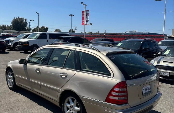 
								2004 Mercedes-Benz c-class C 240 4MATIC Wagon 4D full									