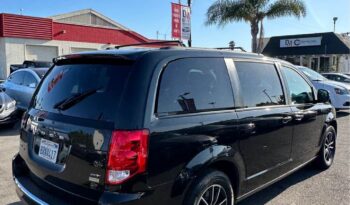 
									2018 Dodge grand caravan passenger GT Minivan 4D full								