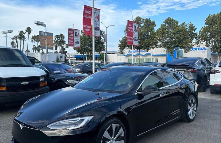 
								2020 Tesla Model S Long Range PLUS! *VERY LOW MILES!* full									