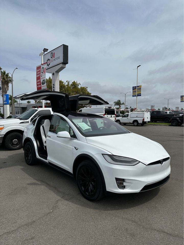 Tesla Model X D Sport Utility D Deboss Motors