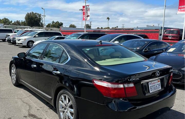 
								2008 Lexus LS460 *LIKE NEW!* full									