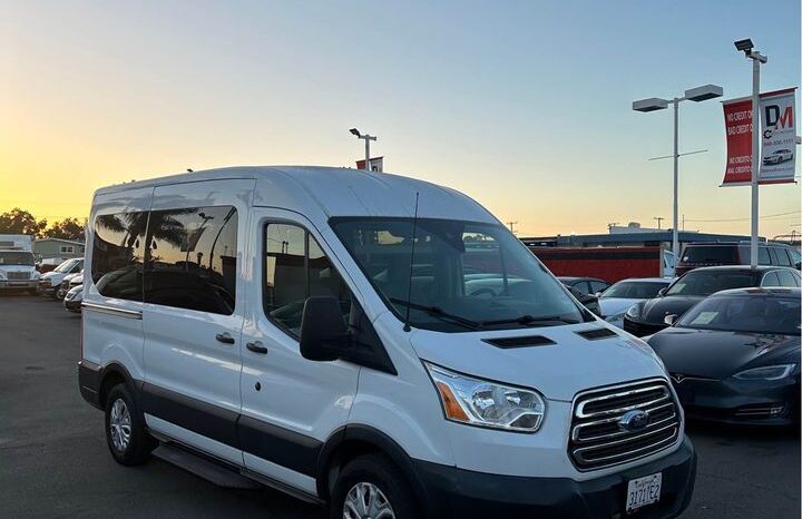 
								2017 Ford transit 150 van Medium Roof w/Sliding Side Door w/RWB Van 3D full									