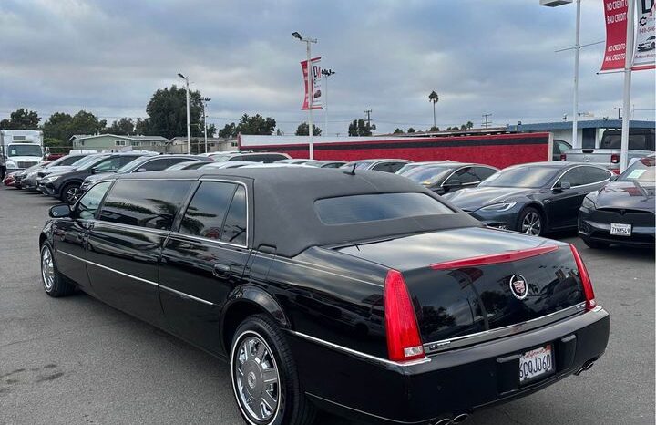 
								2008 Cadillac dts Limo full									