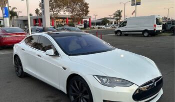 
									2014 Tesla model s Sedan 4D full								