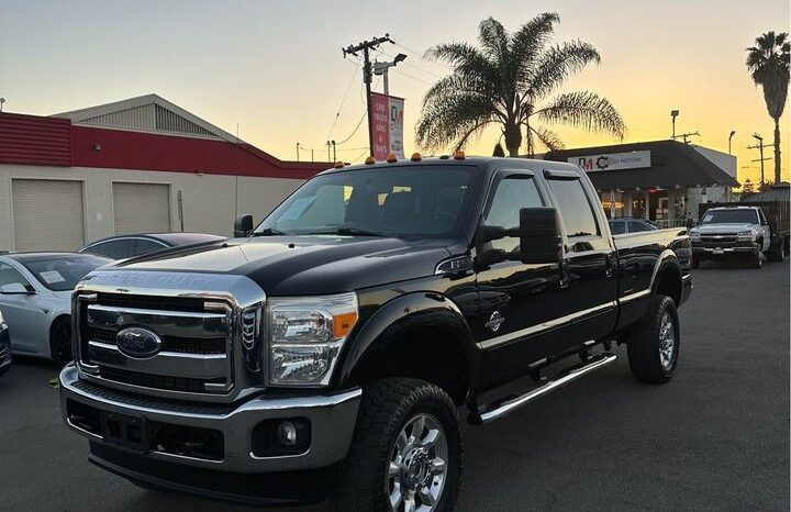 
								2016 Ford f250 super duty super cab Lariat full									