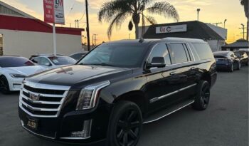 
									2017 Cadillac Escalade ESV full								