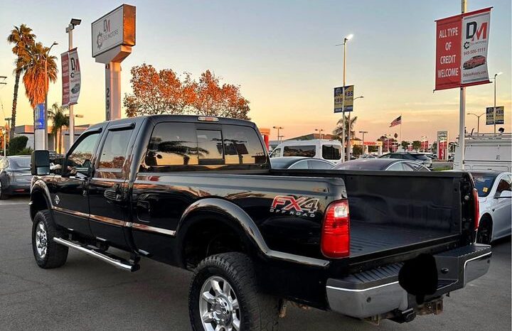 
								2016 Ford f250 super duty super cab Lariat full									