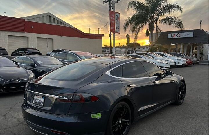 
								2015 Tesla model s 85D full									