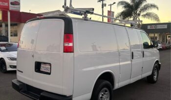 
									2018 Chevrolet express 2500 cargo Van 3D full								