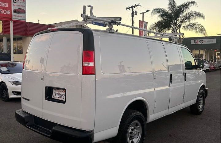 
								2018 Chevrolet express 2500 cargo Van 3D full									