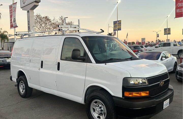 
								2018 Chevrolet express 2500 cargo Van 3D full									