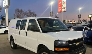 
									2021 Chevrolet express 2500 cargo Regular Van 3D full								