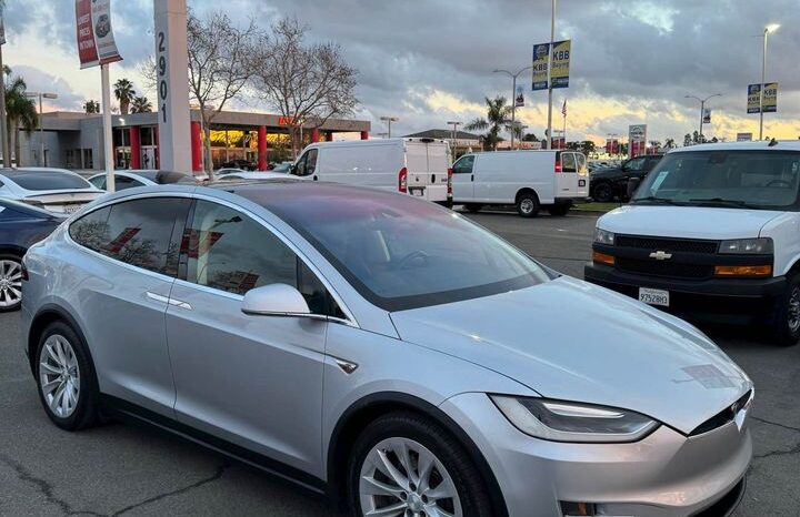 
								2016 Tesla model x 90D full									