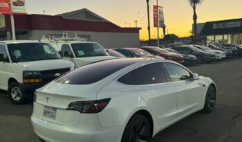 
									2018 Tesla Model 3 full								