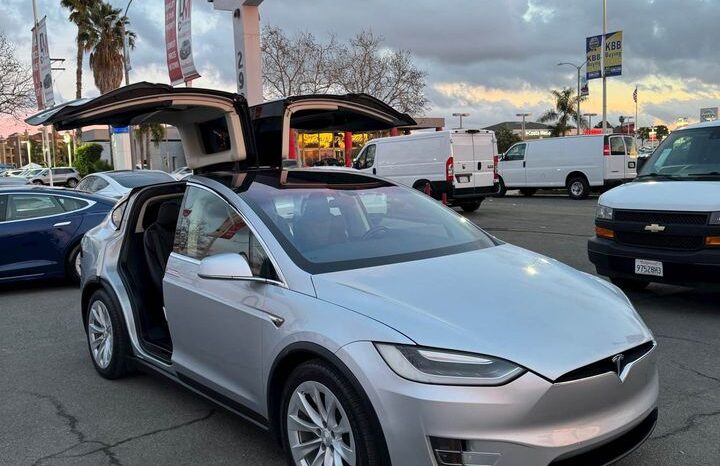 
								2016 Tesla model x 90D full									