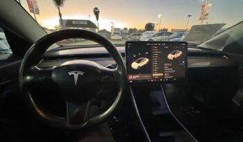 
									2018 Tesla Model 3 full								