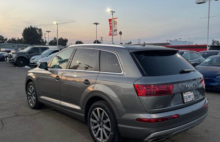 
								2018 Audi q7 2.0T Premium Plus full									