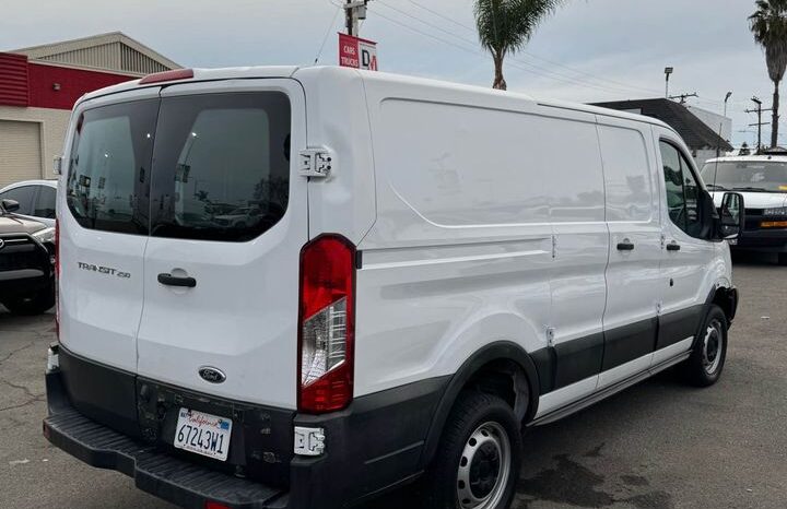 
								2016 Ford transit 250 van Low Roof w/60/40 Side Door w/RWB Van 3D full									