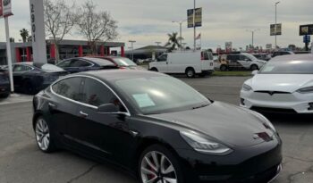 
									2018 Tesla Model 3 full								