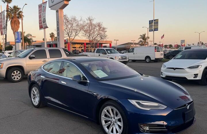 
								2017 Tesla model s 75 Sedan 4 full									