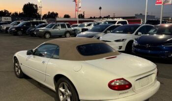 
									2000 Jaguar XK8 Convertible 2D full								