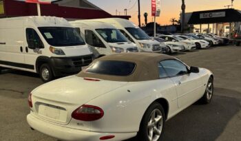 
									2000 Jaguar XK8 Convertible 2D full								