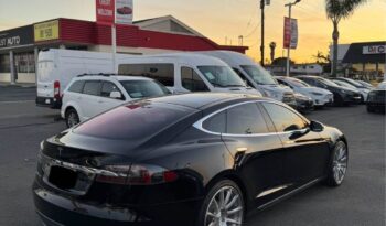 
									2013 Tesla model s Sedan 4D full								