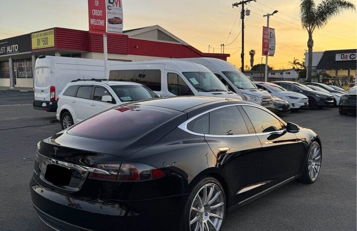 
								2013 Tesla model s Sedan 4D full									