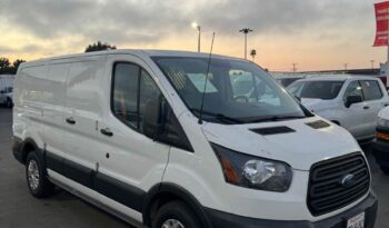 
									2017 Ford transit 150 van Low Roof w/60/40 Side Door w/RWB Van 3D full								