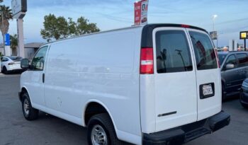 
									2022 Chevrolet express 2500 cargo Regular Van 3D full								