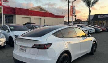 
									2022 Tesla model y Performance Sport Utility 4D full								