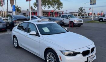 
									2017 BMW 3 series 320i Sedan 4D full								