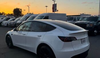 
									2022 Tesla model y Performance Sport Utility 4D full								