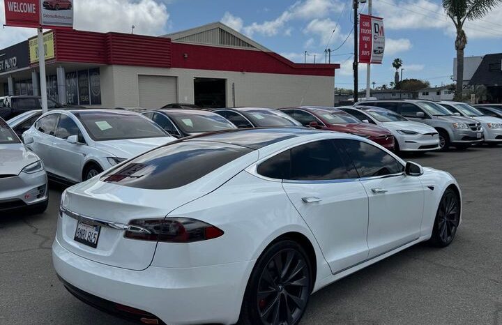 
								2020 Tesla model s Longe Range Plus Sedan 4D full									
