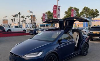 2022 Tesla model x Long Range Sport Utility 4D