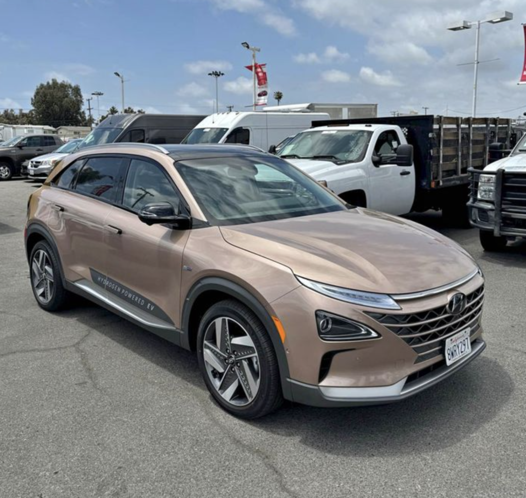 2021 Hyundai nexo Limited Sport Utility 4D - Deboss Motors