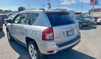 
									2011 Jeep compass Sport SUV 4D full								