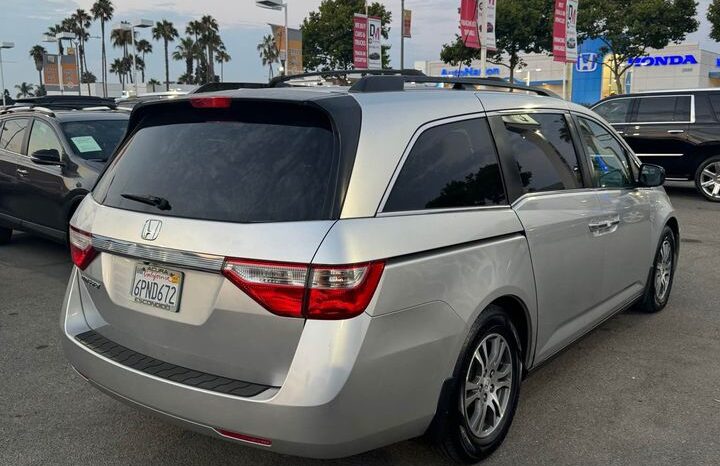 
								2011 Honda odyssey EX-L Minivan 4D full									