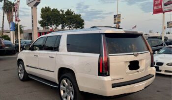 
									2017 Cadillac Escalade ESV full								