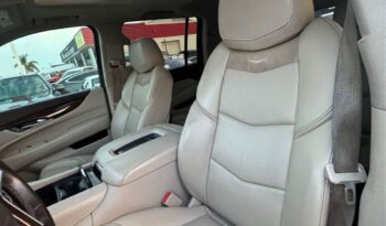 
									2017 Cadillac Escalade ESV full								