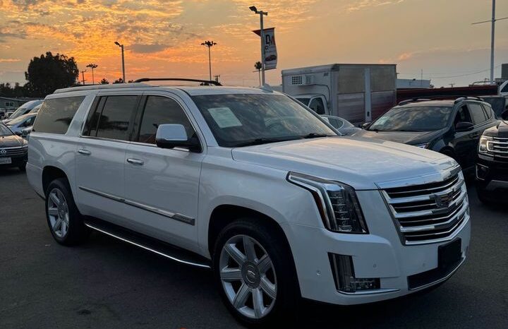 
								2017 Cadillac Escalade ESV full									