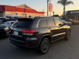 2018 Jeep grand cherokee Laredo E Sport Utility 4D