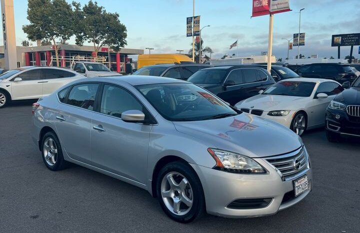 
								2014 Nissan sentra SL Sedan full									