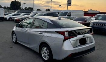 
									2022 Toyota prius L Eco Hatchback 4D full								