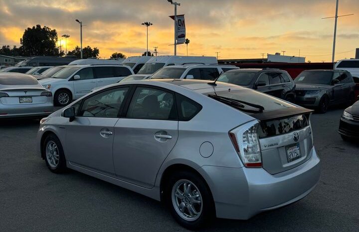 
								2010 Toyota prius II Hatchback 4D full									