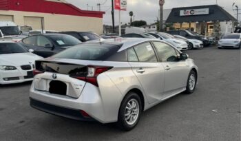 
									2022 Toyota prius L Eco Hatchback 4D full								